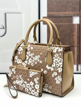 Michael Kors Marilyn Medium Printed Signature Logo Satchel and Wallet Set